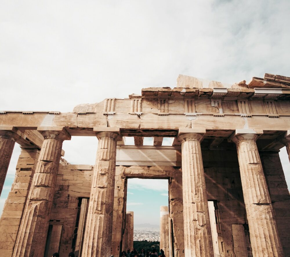 Pod koniec sierpnia Grecja otworzy za darmo 126 zabytków, muzeów i stanowisk archeologicznych. W programie znalazły się Delfy i Olimpia. fot: Cristina Gottardi/Unsplash