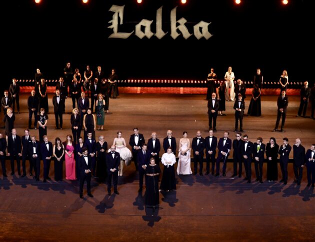 Dziś premiera „Lalki” Macieja Kawalskiego. MEN zachęca szkoły do wyjść do kina, a film może obejrzeć setki tysięcy uczniów. Fot: MEN