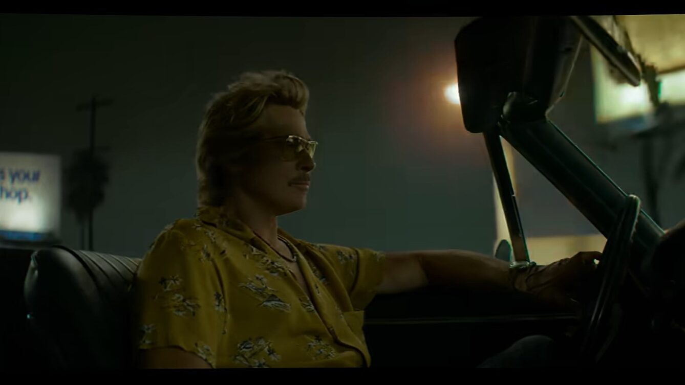 Dalsze perypetie Cliffa Bootha ze zwiastunem. Brad Pitt wraca w filmie Davida Finchera według scenariusza Tarantino. Premiera w Netflixie 23 grudnia. Źródło: Netflix