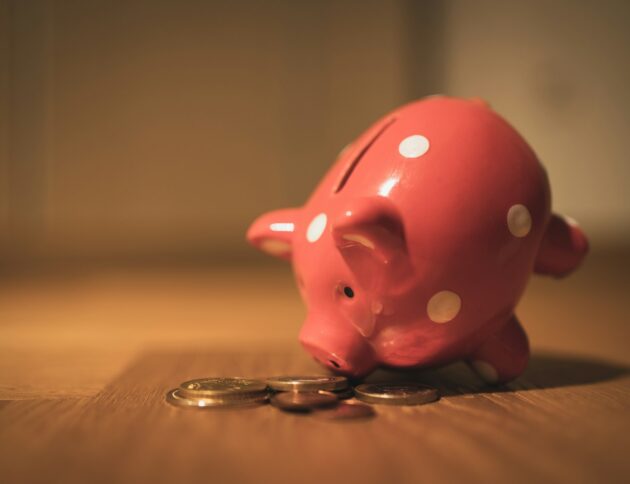 Kredyt wiązany daje klientowi dodatkowe prawa. Sprawdź, kiedy bank też odpowiada za problemy ze sprzedawcą i czego możesz od niego żądać. fot: Andre Taissin/Unsplash
