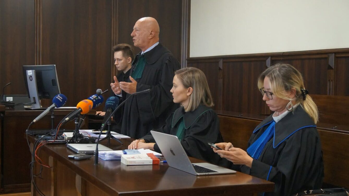 Biskup Andrzej Jeż skazany. Szokujące zeznania o ukrywaniu pedofilii, dokumentach zamykanych w sejfie i bulwersujących praktykach tarnowskiej kurii. Źródło: Andrzej Gerlach/FB