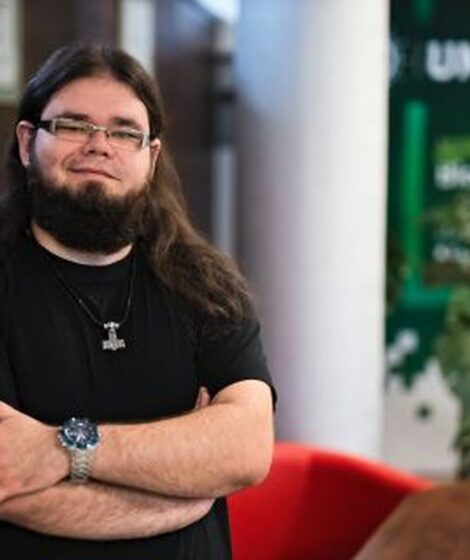 Czy powstanie uniwersalny lek na raka? Dr Mateusz Pięt z UMCS wyjaśnia, dlaczego nowotwory są tak różne i jak może wyglądać przyszłość leczenia. Źródło: UMCS