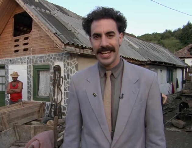 Borat się kaja. Sacha Baron Cohen po raz pierwszy przeprosił Kazachstan. Słynny komik opowiedział, dlaczego wybrał ten kraj i skąd wziął się Borat. Kadr z filmu Borat