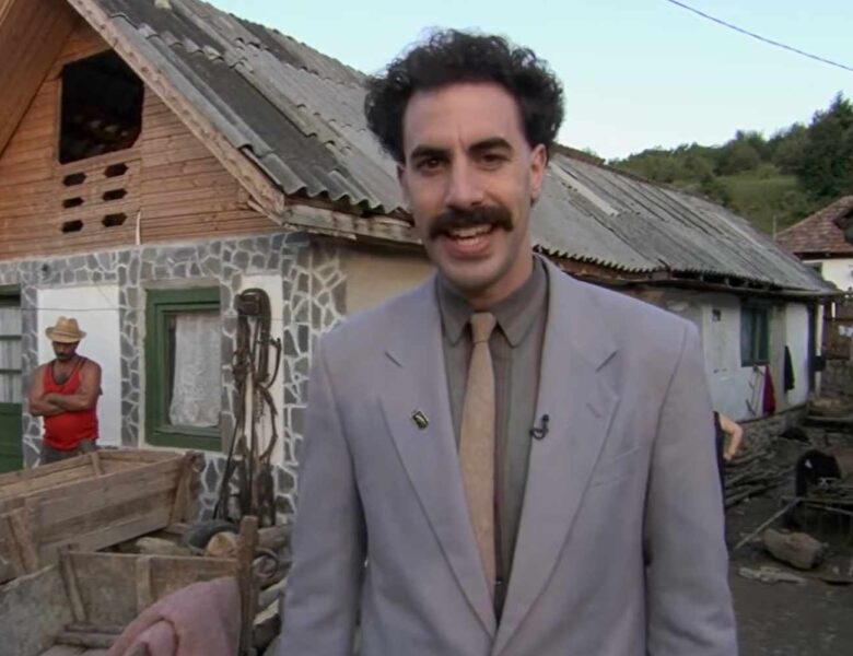 Borat się kaja. Sacha Baron Cohen po raz pierwszy przeprosił Kazachstan. Słynny komik opowiedział, dlaczego wybrał ten kraj i skąd wziął się Borat. Kadr z filmu Borat