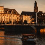Wrocław drugi w światowym rankingu Skyscannera, pierwszy w Europie na tani weekend. Dwie gwiazdki Michelin i zachwyceni zagraniczni turyści. fot: Dawid Tkocz/ Unsplash