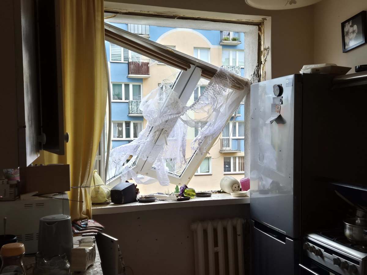 mieszkanie po eksplozji