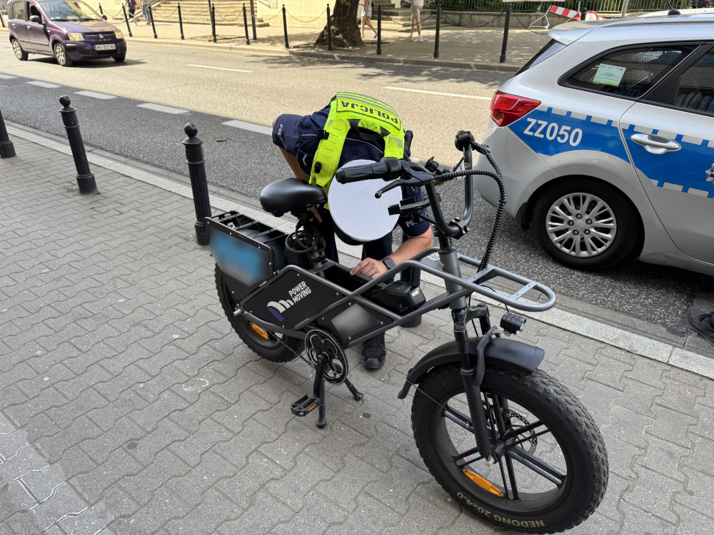 kontrola e-rowerów w Warszawie/Policja