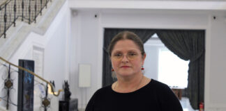 Kancelaria Premiera Donalda Tuska nie wypłaci Krystynie Pawłowicz 377 tys. zł. Krystyna Pawłowicz w Sejmie RP. Autorstwa Lukas Plewnia, CC BY-SA 2.0