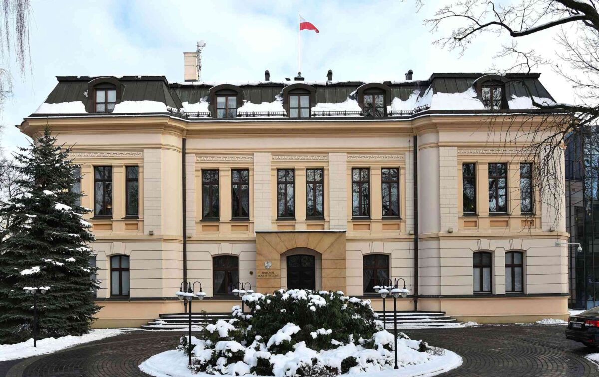 Budynek Trybunału Konstytucyjnego w Warszawie. fot: Adrian Grycuk, CC BY-SA 3.0 pl